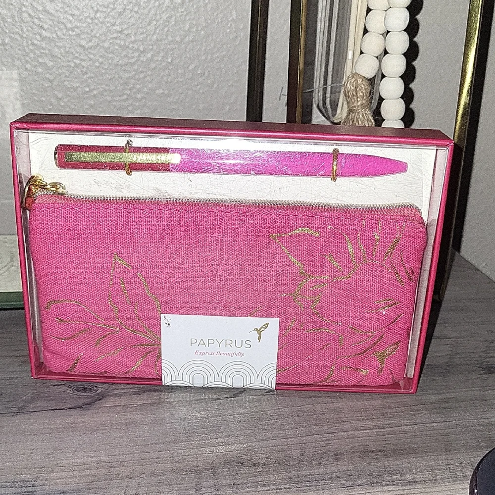 Papyrus Pink Pen and Gold-Accented Zip Pouch Gift Set. NEW.